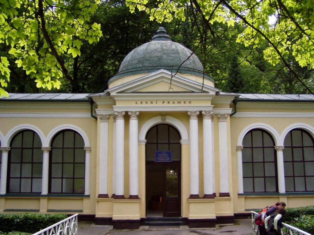 Topapartmany Lesni Mariánské Lázně Εξωτερικό φωτογραφία